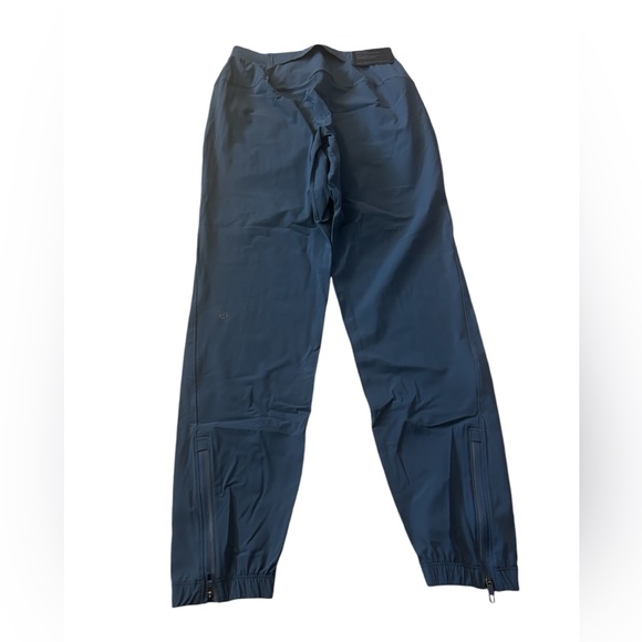 Surge Jogger - Picture 3 of 5